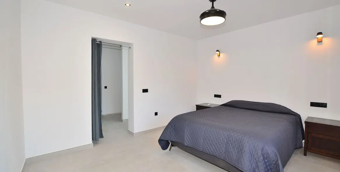 Venta de villa independiente en El Coto 21