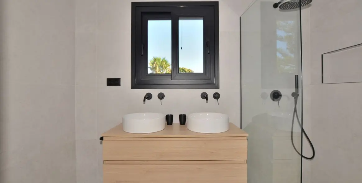 Venta de villa independiente en El Coto 22