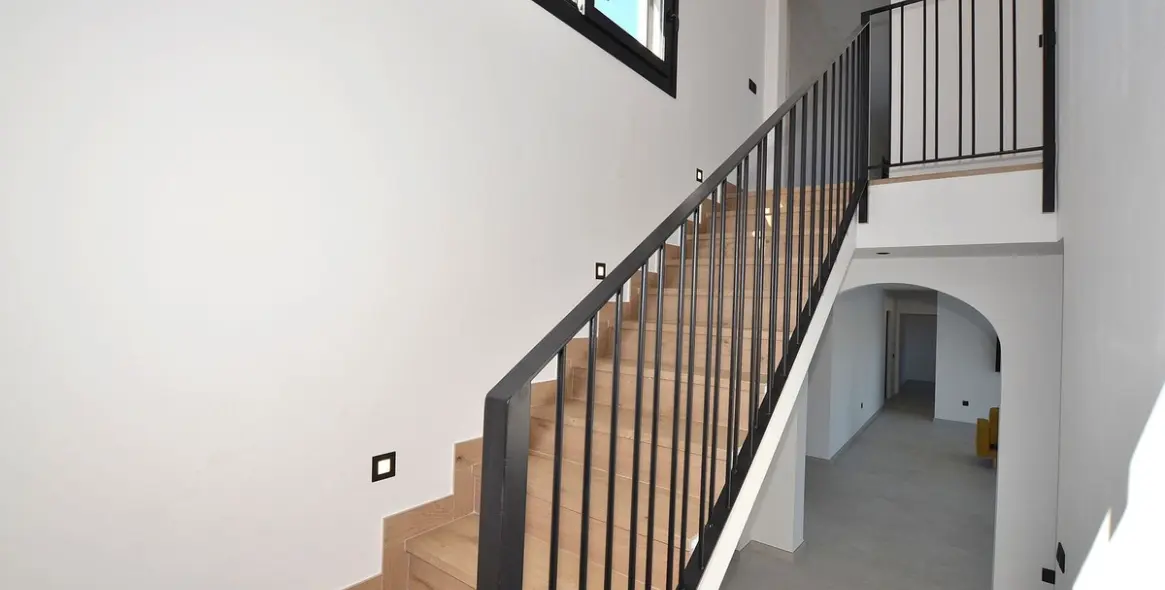 Venta de villa independiente en El Coto 32