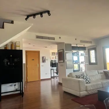 Venta de ático dúplex en Teatinos