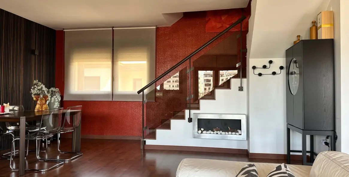 Sale of penthouse duplex in Teatinos 5