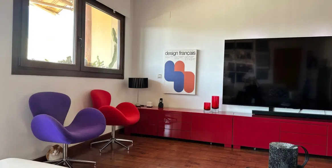 Sale of penthouse duplex in Teatinos 15