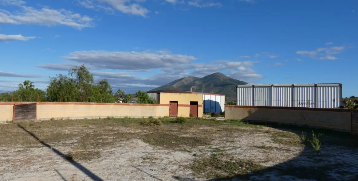 Продажа  жилого участка в Coín 4