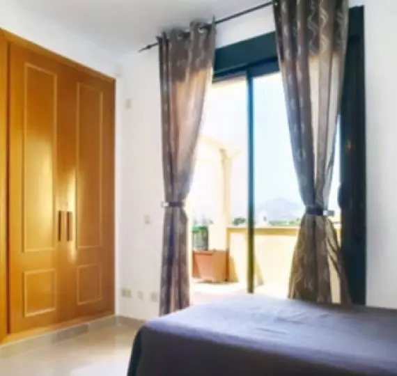 Venta de ático en San Pedro de Alcántara