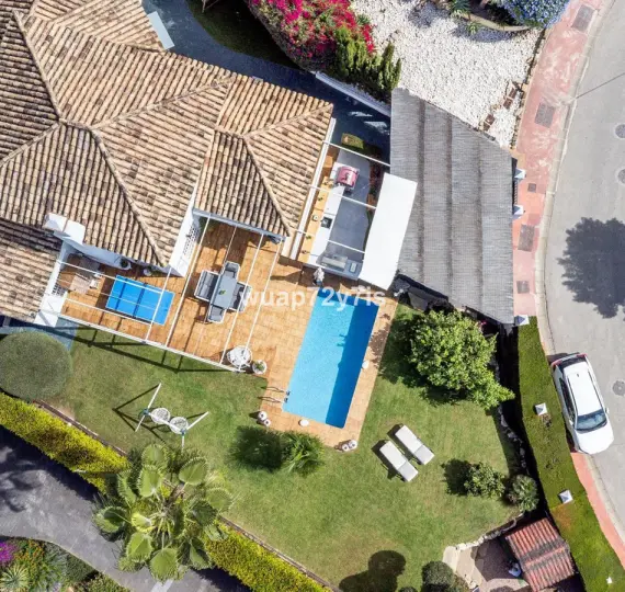 Oтдельно стоящая вилла R5121994