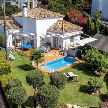 Venta de villa independiente en Istán
