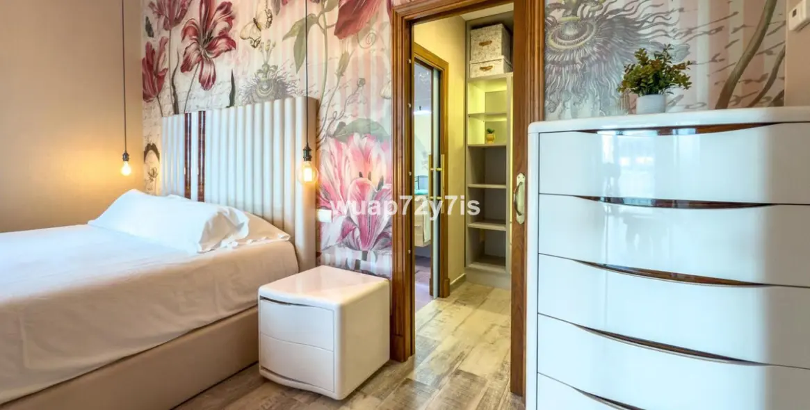 Продажа  отдельно стоящей виллы в Istán 22