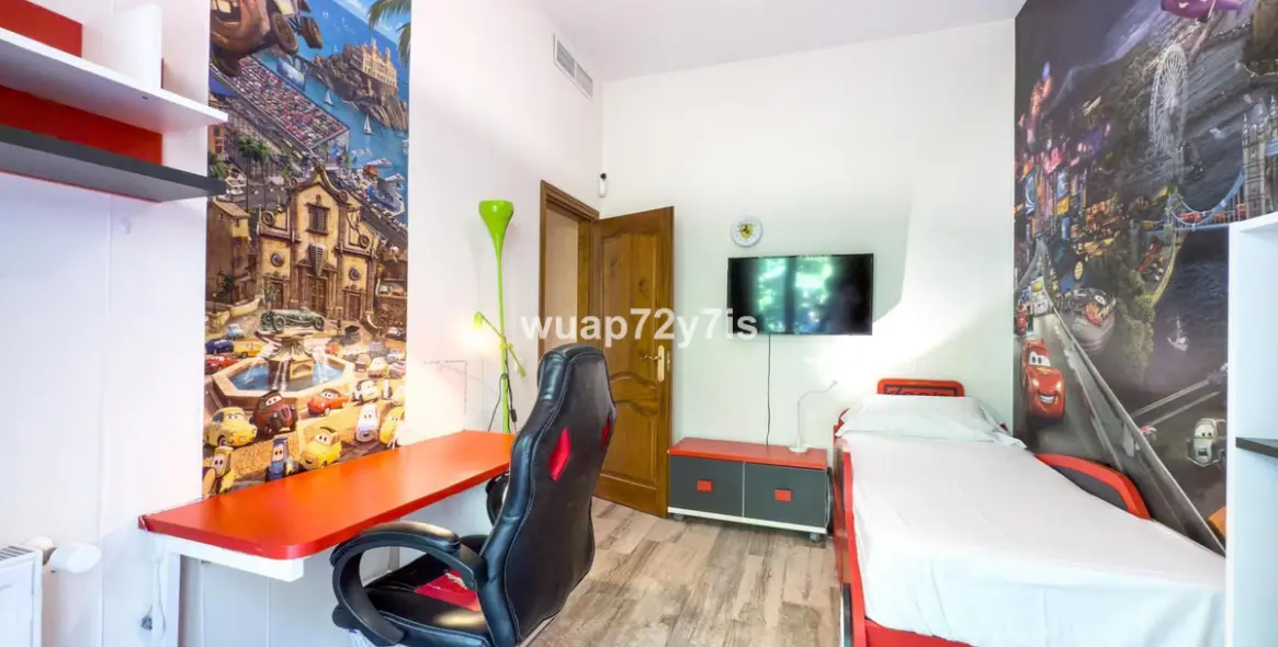 Продажа  отдельно стоящей виллы в Istán 32