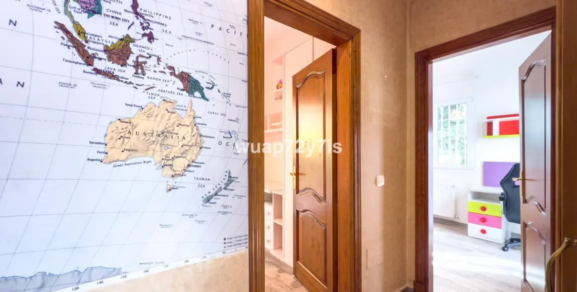 Продажа  отдельно стоящей виллы в Istán 36