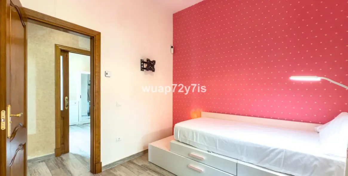 Продажа  отдельно стоящей виллы в Istán 37