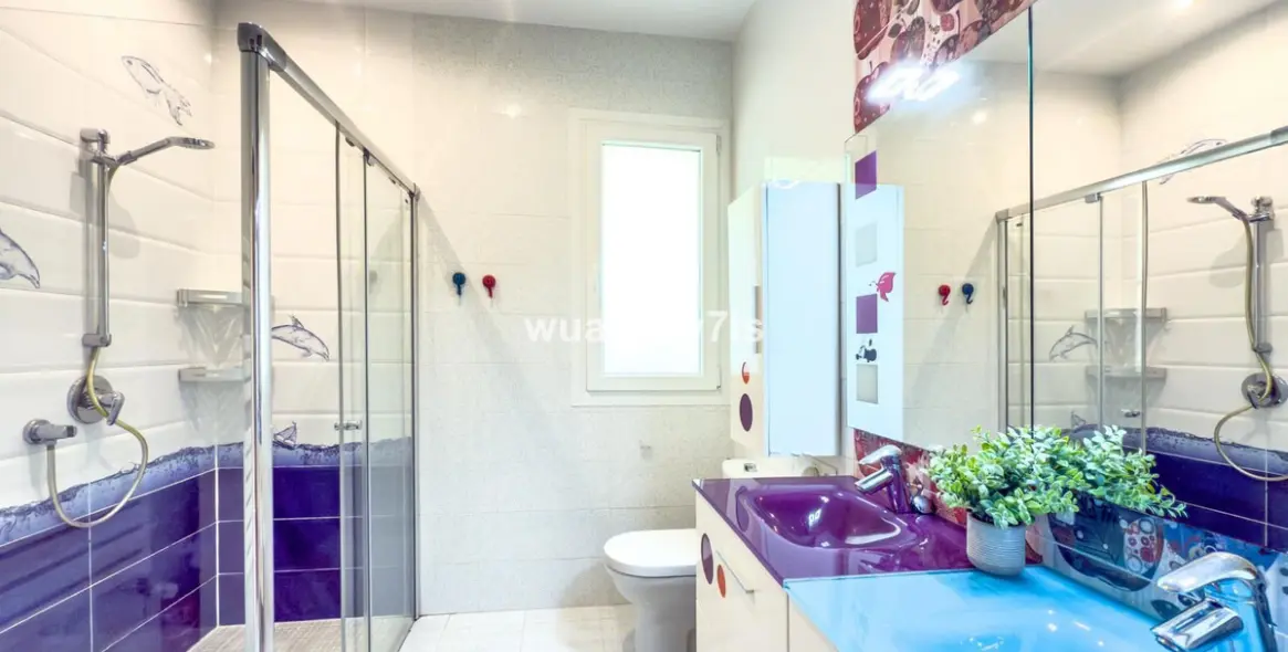 Продажа  отдельно стоящей виллы в Istán 40