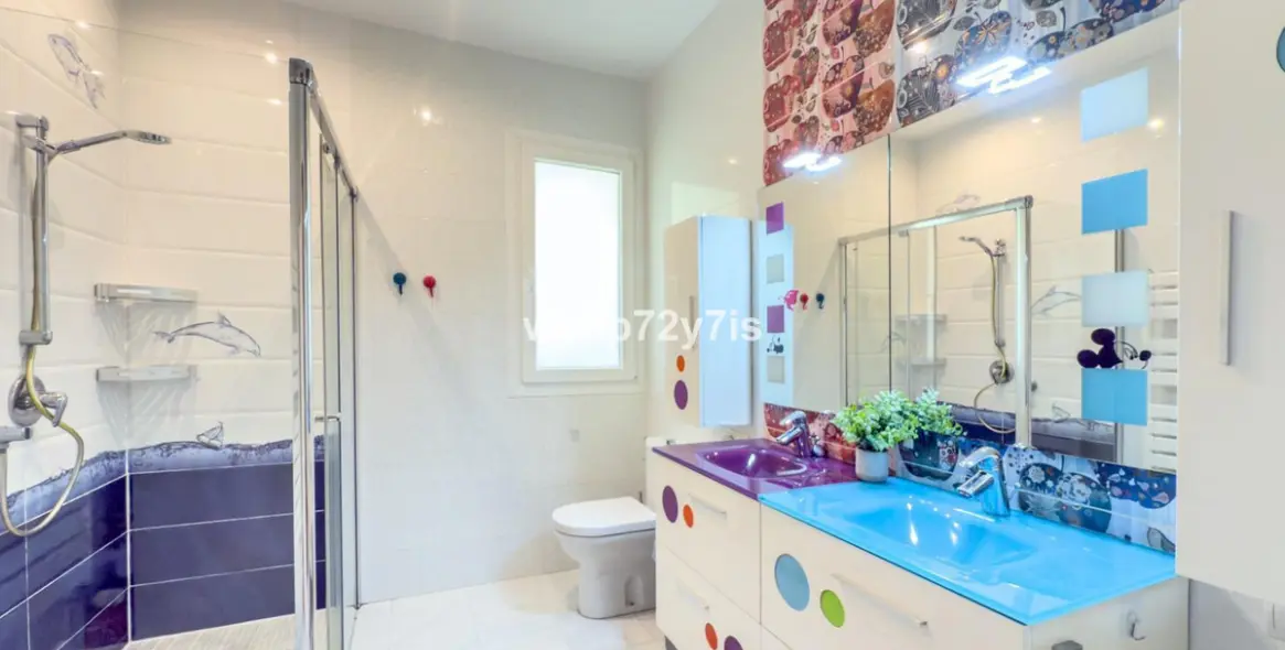 Продажа  отдельно стоящей виллы в Istán 44