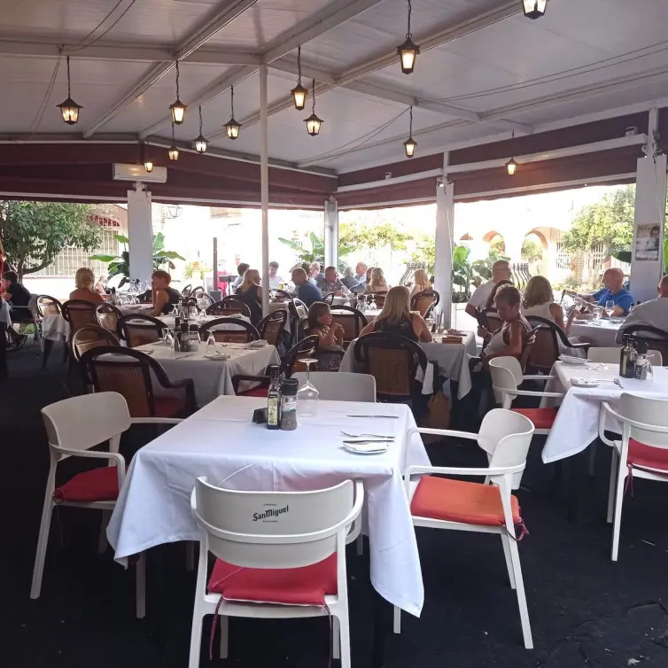 Sale of restaurant in Cabopino