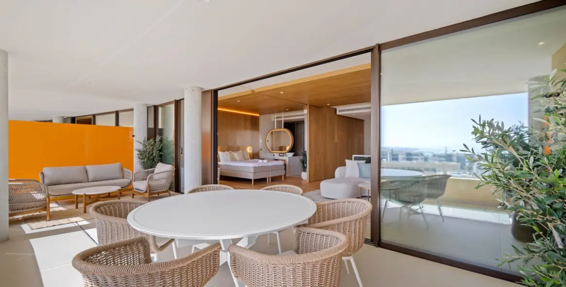 Sale of middle floor apartment in Fuengirola 5