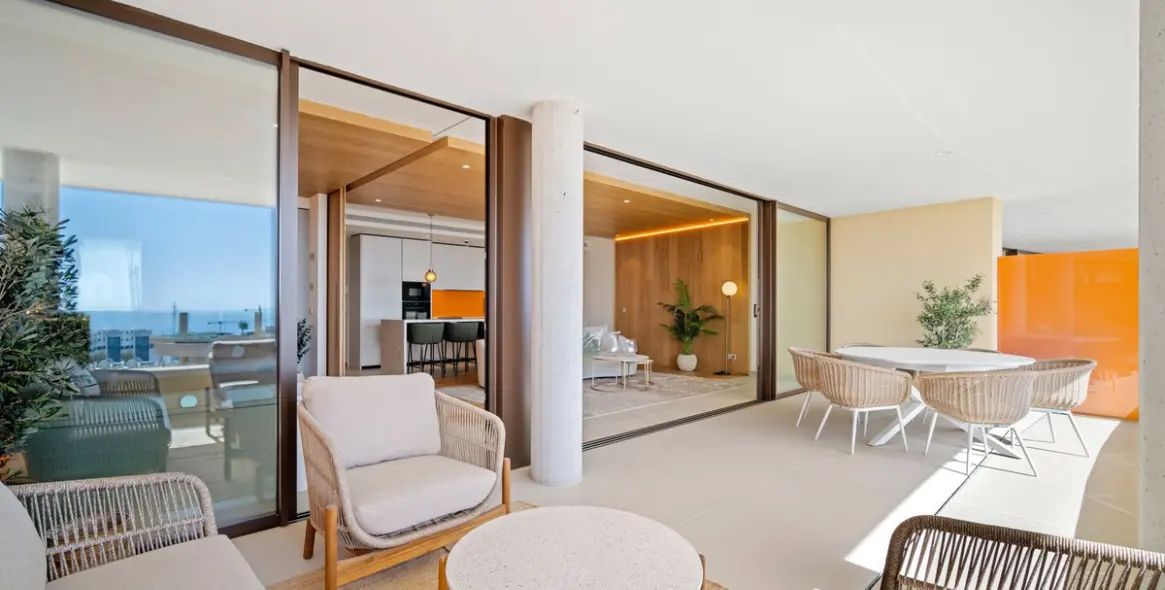 Sale of middle floor apartment in Fuengirola 6