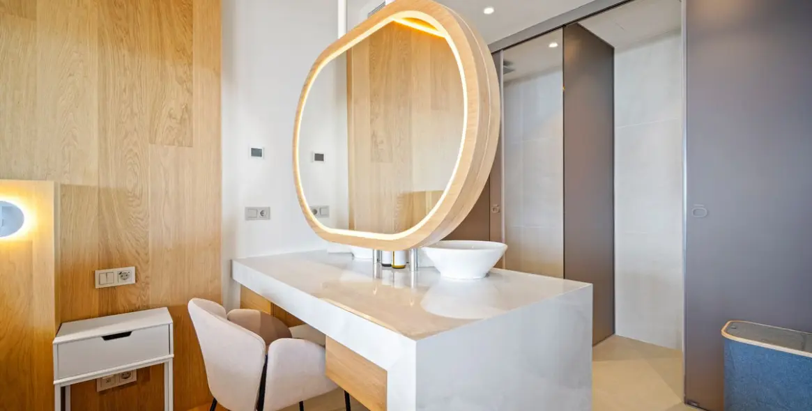 Sale of middle floor apartment in Fuengirola 7