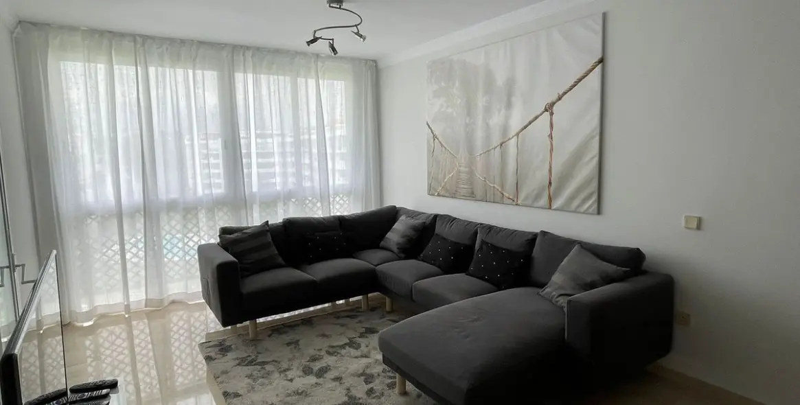 Short-term rent of penthouse in Puerto Banús 2