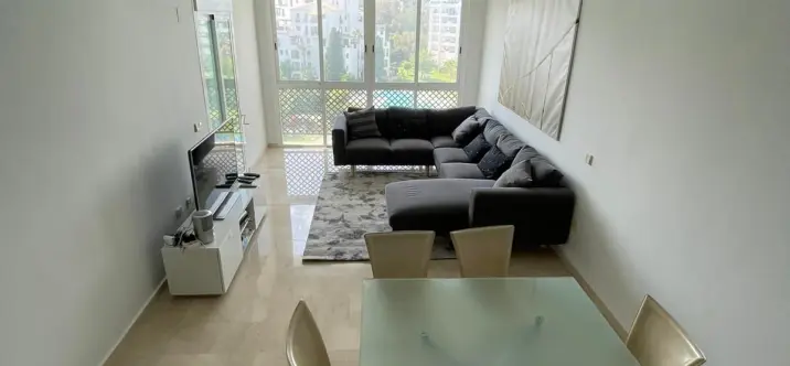 Short-term rent of penthouse in Puerto Banús 2