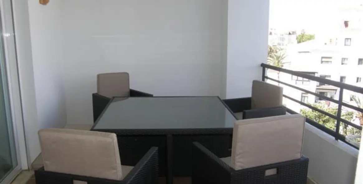 Short-term rent of penthouse in Puerto Banús 4