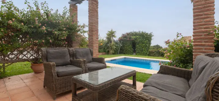 Sale of detached villa in Mijas Costa 3