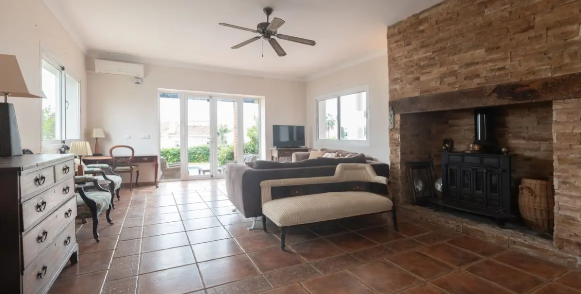 Venta de villa independiente en Mijas Costa 10