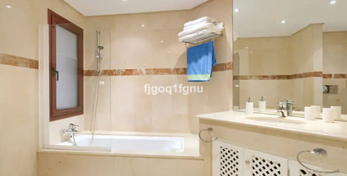 Продажа апартаментов на первом этаже в Costalita 9