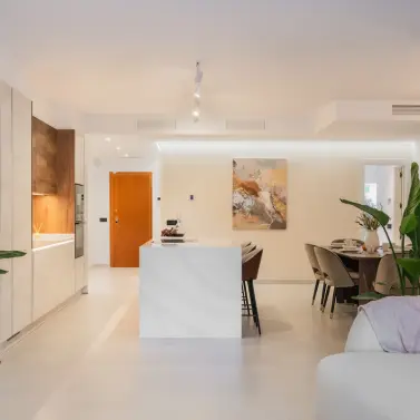 Sale of ground floor apartment in Nueva Andalucía