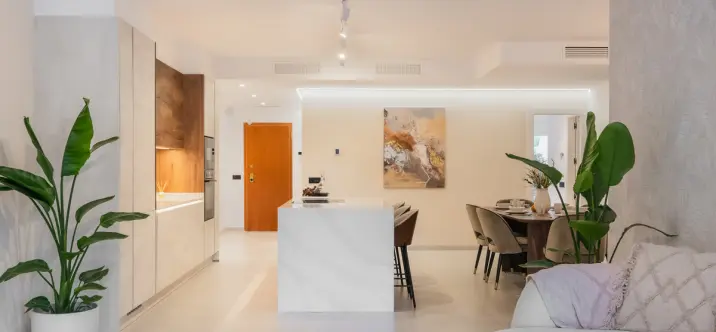 Sale of ground floor apartment in Nueva Andalucía 2