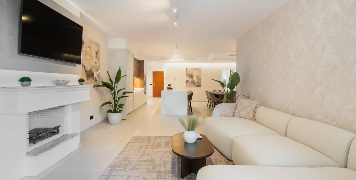 Sale of ground floor apartment in Nueva Andalucía 7