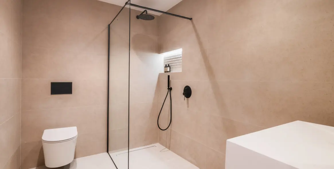 Sale of ground floor apartment in Nueva Andalucía 24