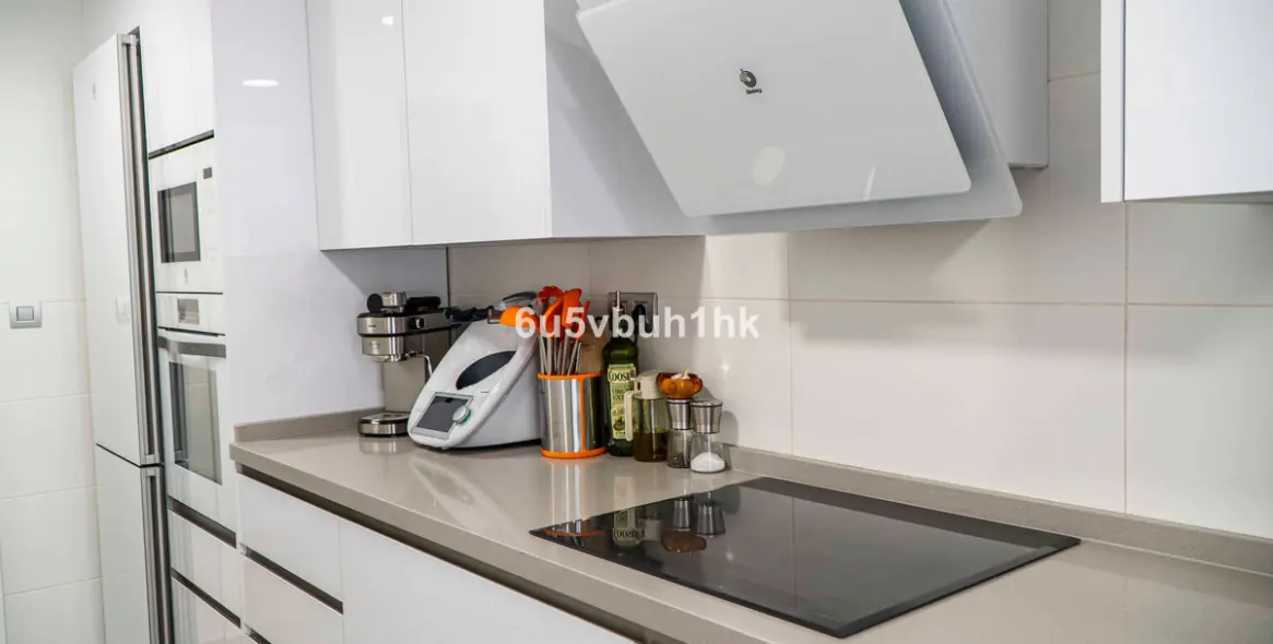 Sale of ground floor apartment in Torremolinos 19