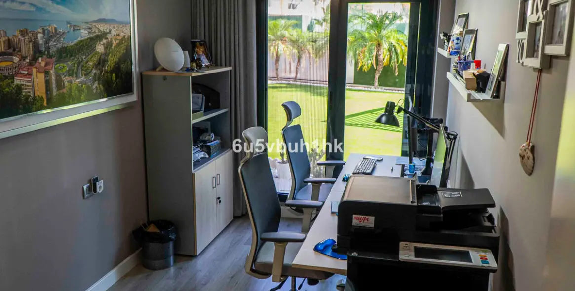 Sale of ground floor apartment in Torremolinos 33