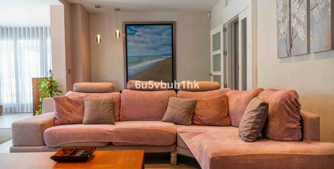 Sale of ground floor apartment in Torremolinos 36