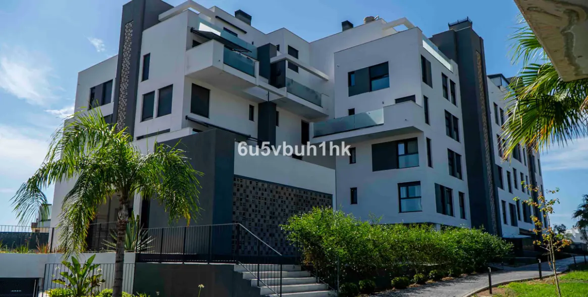 Sale of ground floor apartment in Torremolinos 50