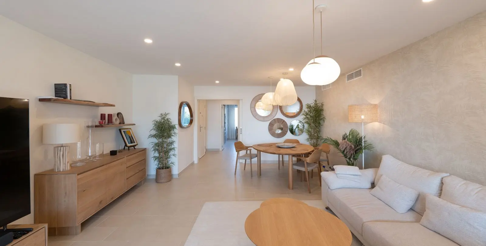 Long-term rent of middle floor apartment in Estepona 31