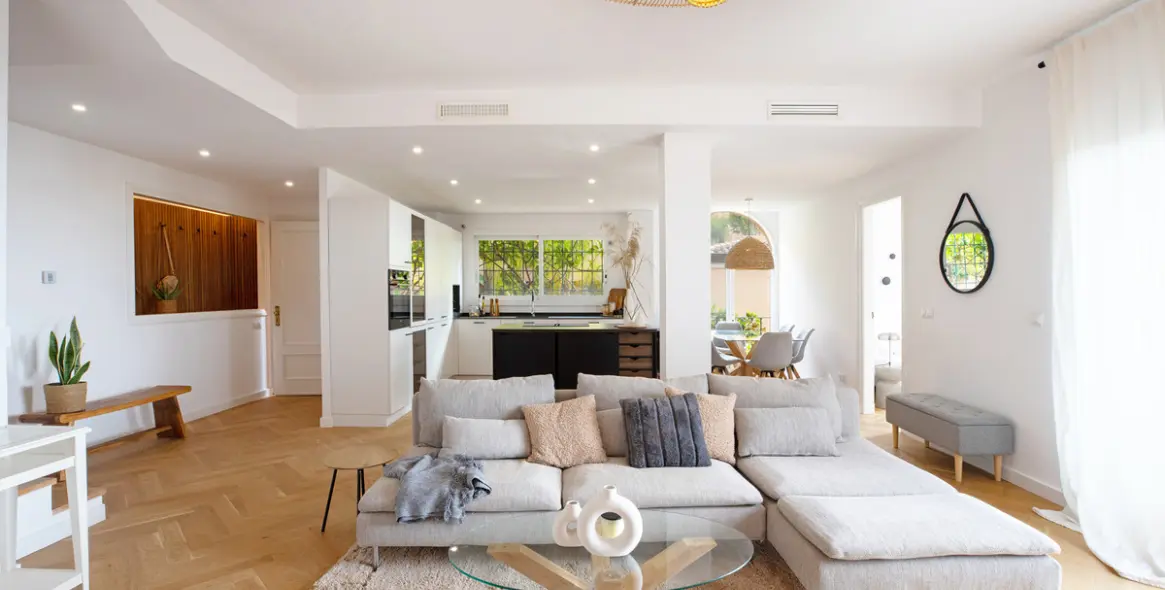 Sale of penthouse in Nueva Andalucía 7