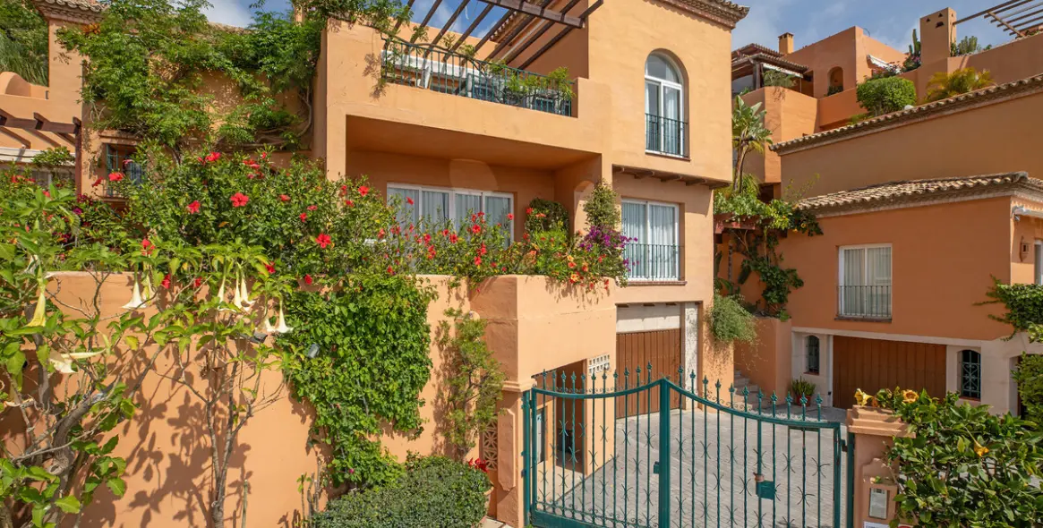 Продажа пентхауса в Nueva Andalucía 21