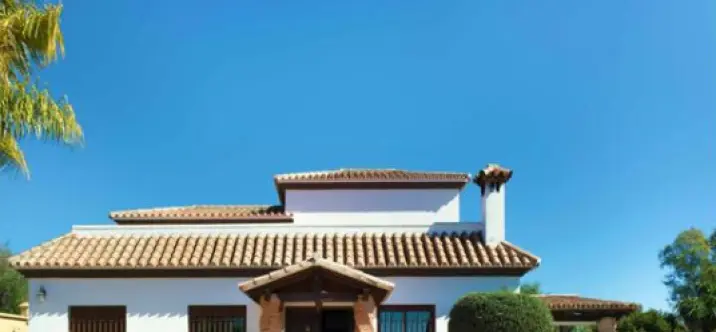 Продажа  отдельно стоящей виллы в Estepona 1