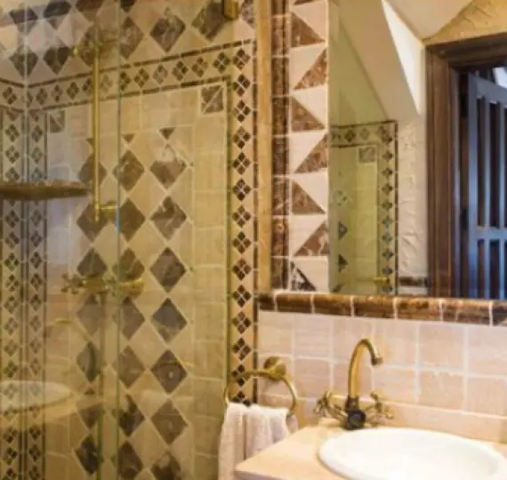 Продажа  отдельно стоящей виллы в Estepona