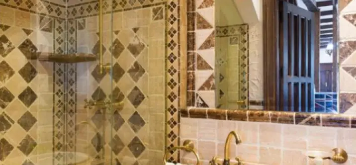 Продажа  отдельно стоящей виллы в Estepona 4