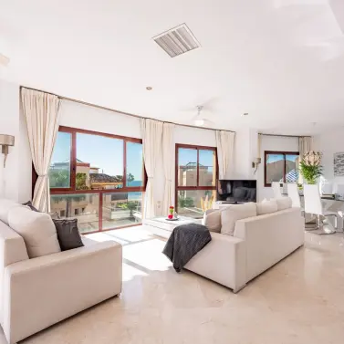 Sale of penthouse in Costalita