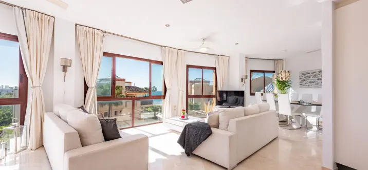Sale of penthouse in Costalita 0