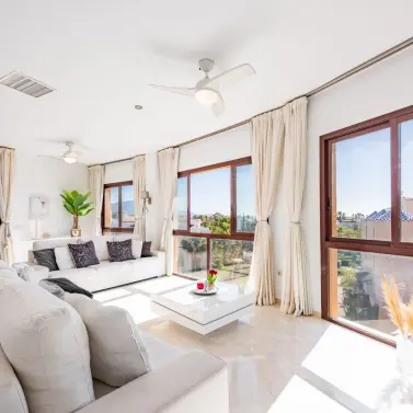 Sale of penthouse in Costalita