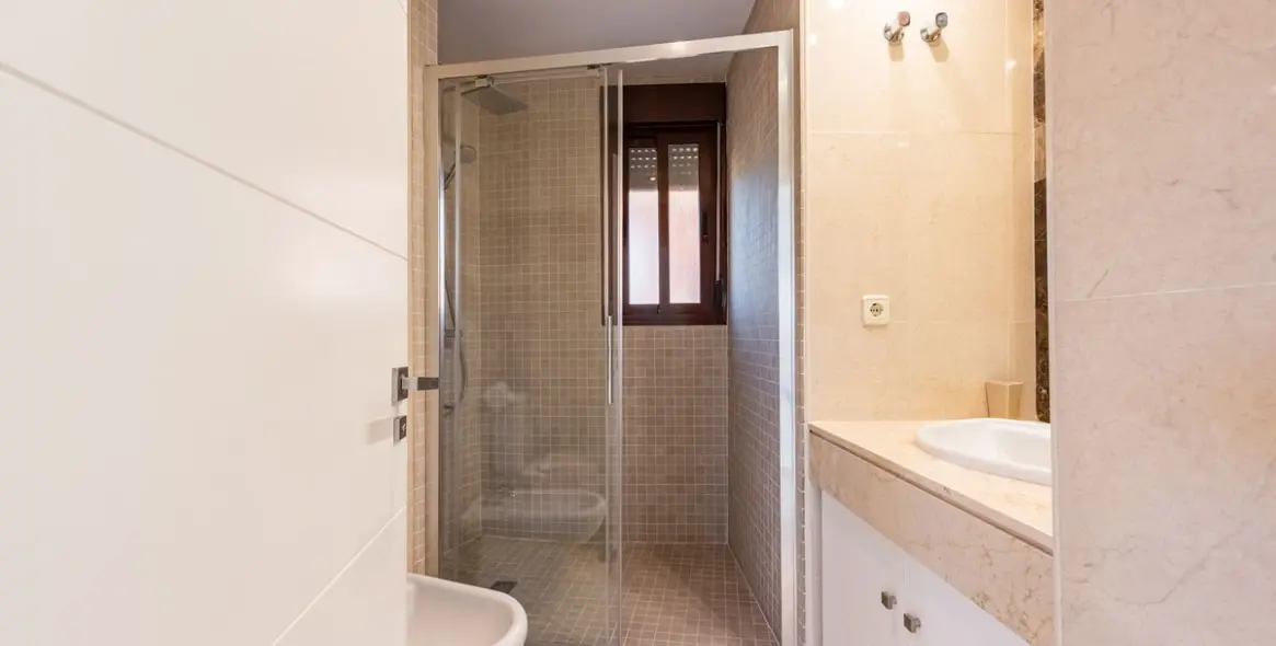 Sale of penthouse in Costalita 20