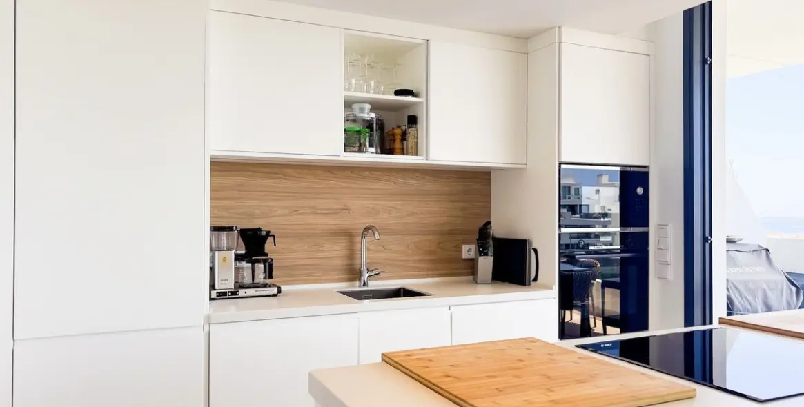 Sale of middle floor apartment in Fuengirola 8