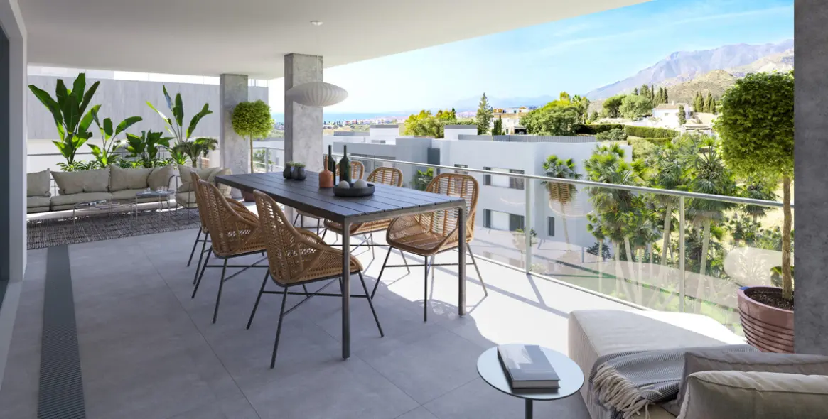 Sale of penthouse in Altos de los Monteros 14