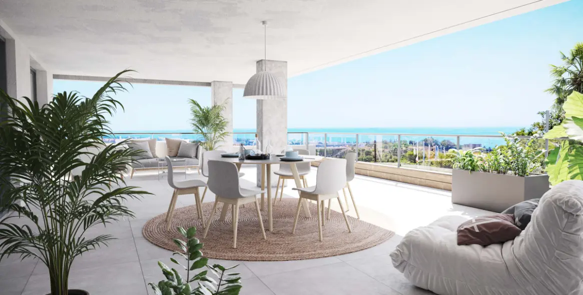 Sale of penthouse in Altos de los Monteros 15