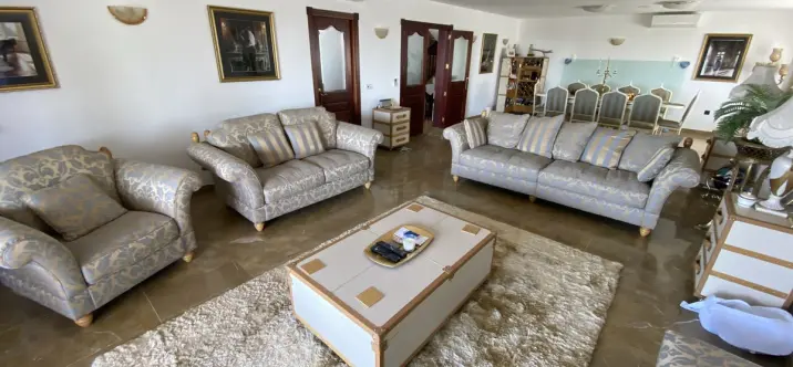 Продажа  отдельно стоящей виллы в Torremolinos 2