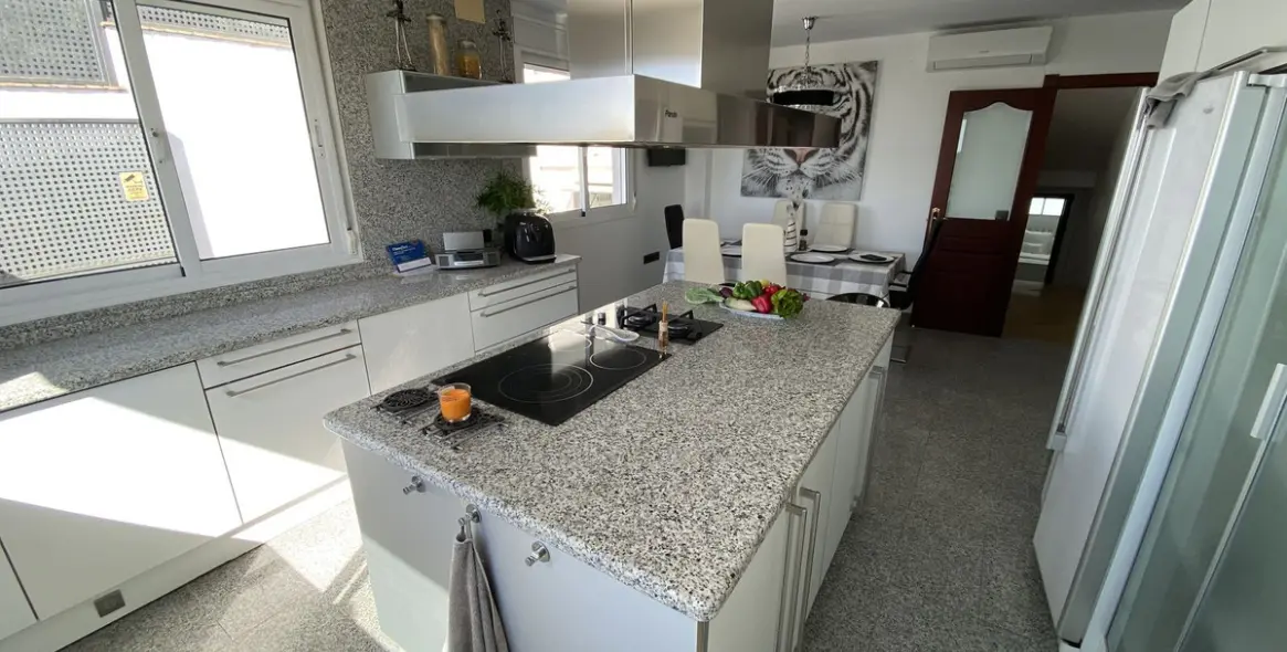 Продажа  отдельно стоящей виллы в Torremolinos 17