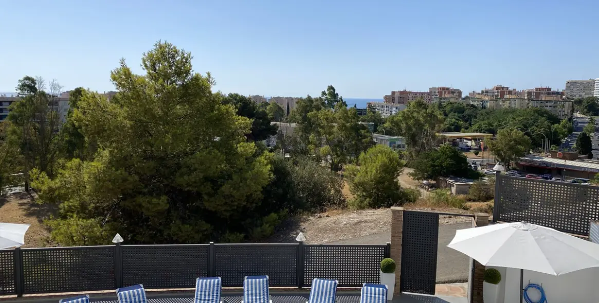 Продажа  отдельно стоящей виллы в Torremolinos 25